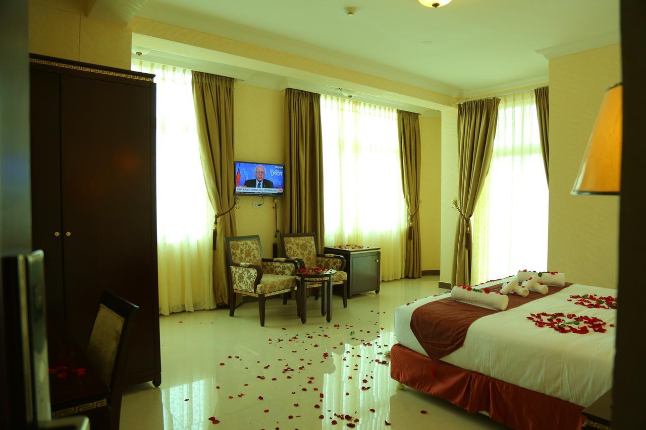 Solyana Hotel Bahir Dar Exterior photo