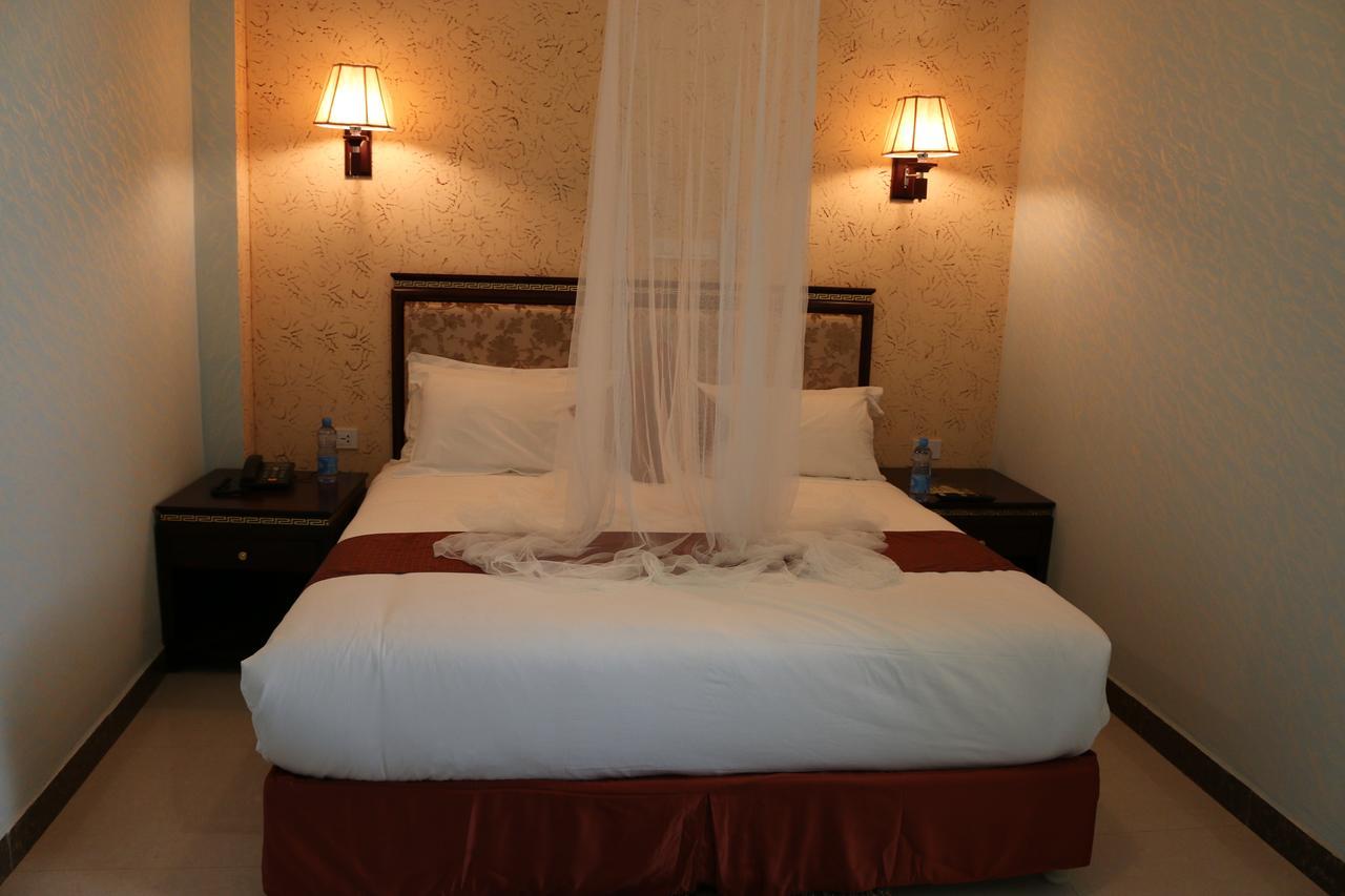 Solyana Hotel Bahir Dar Exterior photo